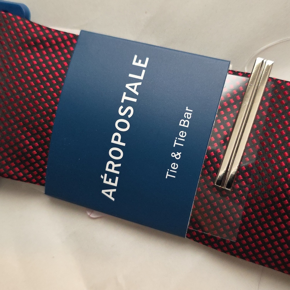 Aeropostale Red Tie with Tie Bar NWT